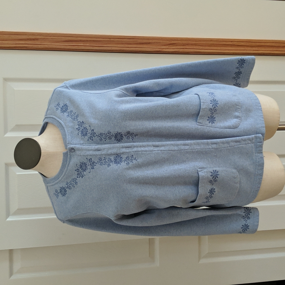 Blair blue button down sweatshirt size L